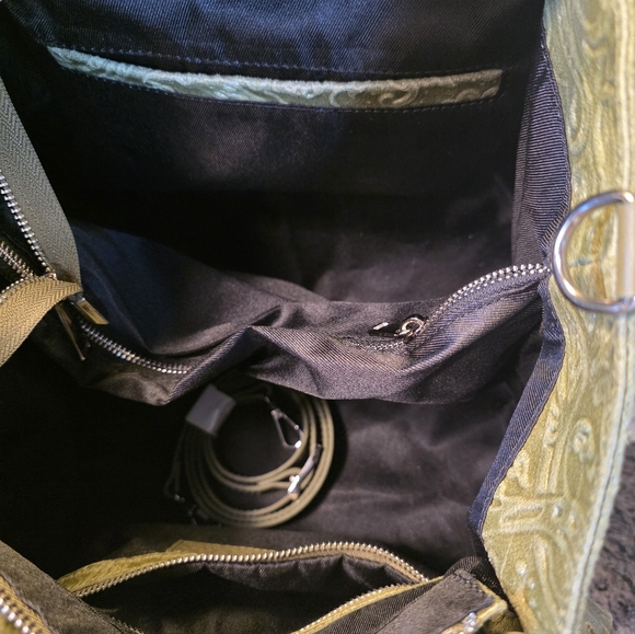 Elegant Olive Green Stella Bianca Italian Satchel NWOT - Picture 14 of 15